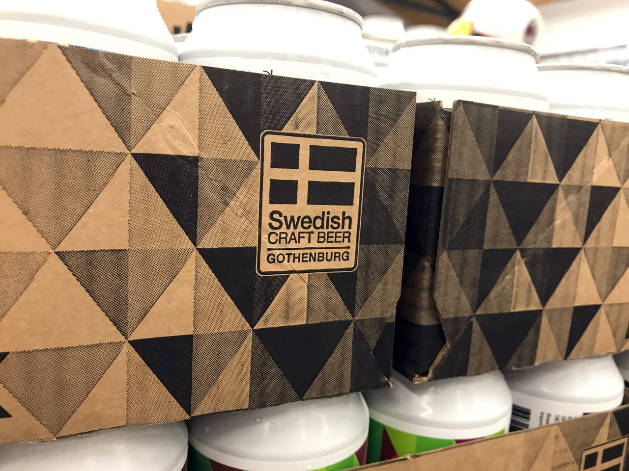 The Swedish Craft Beer Gothenburg logo on a can tray from Beerbliotek's brewery.
